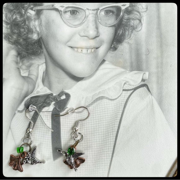 Artist and Mom - Meet your Punky Posher, Sass 💕 - Picture 10 of 16